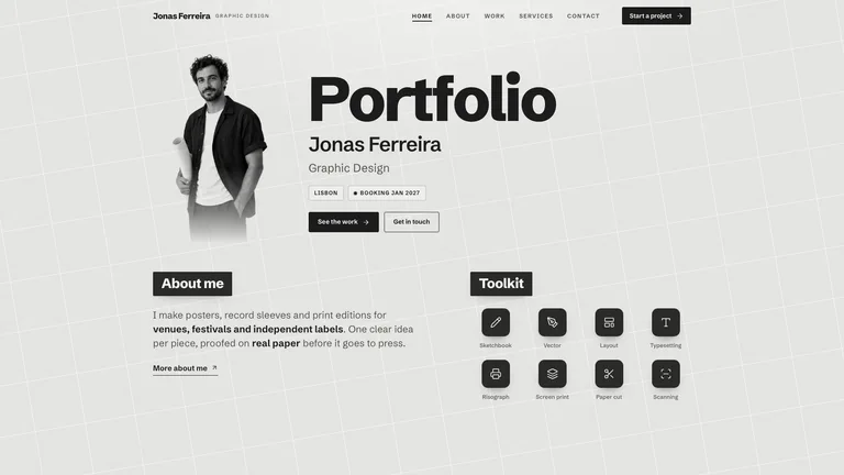 Mono Designer Portfolio — Source example · Skillry